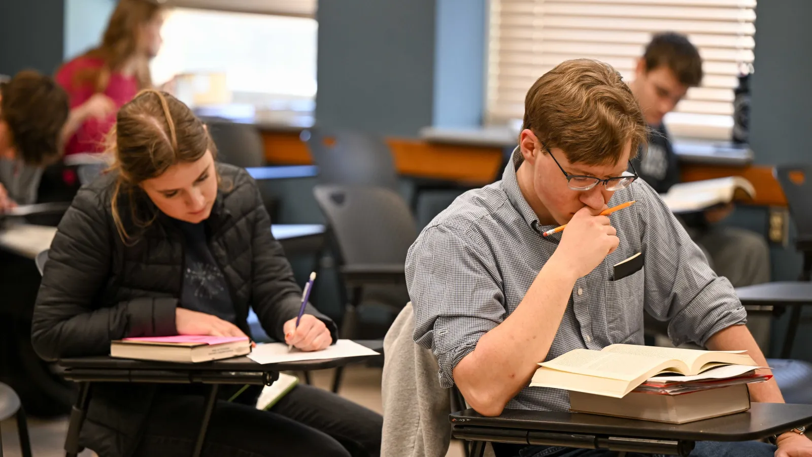 students in Professor Bert Harrill's history class