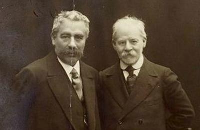 Yiddish authors I. L. Peretz and Jacob Dinezon