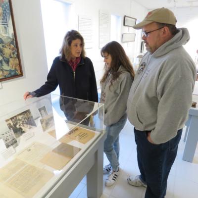 visitors at Columbus Jewish Historical Society