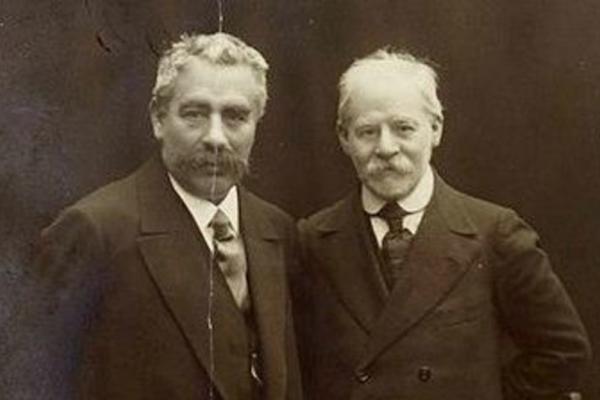 Yiddish authors I. L. Peretz and Jacob Dinezon